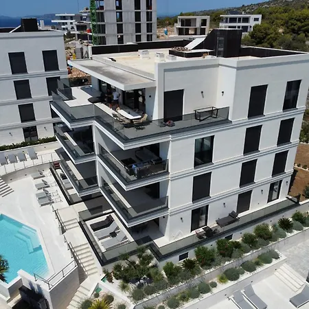 Pearl Penthouse