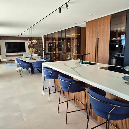 Pearl Penthouse
